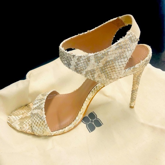 BCBGMAXAZRIA Tabitha dress sandal